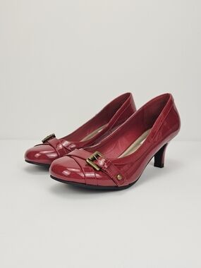 Steve Madden Red Patent Leather Kitten Heel Pumps Size 7.5